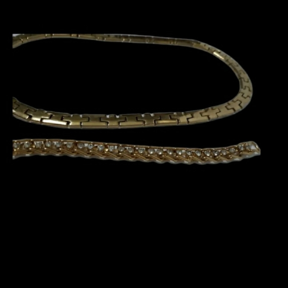 Vtg early 90s Goldtone Womens Womens Chunky Link Necklace Bracelet Jewelry set - Picture 2 of 9